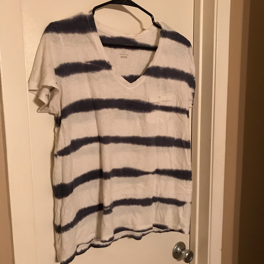 The dye white grey shirt